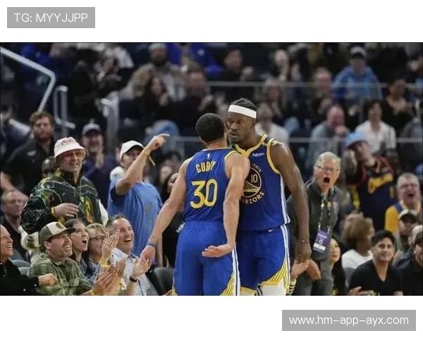 勇士连续丢分，防守端漏洞百出，勇士遭遇连败